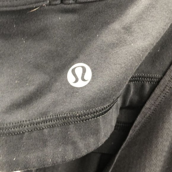 LULULEMON womens black scoop neck racerback built in bra pullover tank top sz 2 - Picture 5 of 6